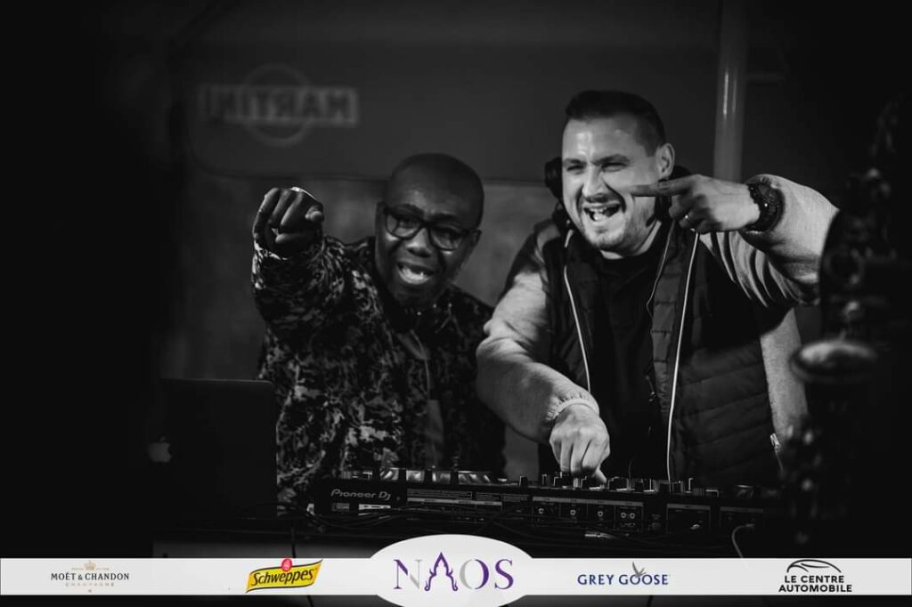 Amstrong DJ à NAOS